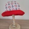 Chapeau cloche imprimé ancre marine et bouée sur fond blanc – Image 4